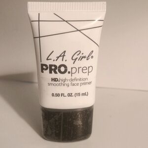 L.A. Girl Pro.prep smoothing face primer